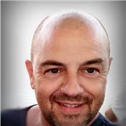 Perfeziona il tuo italiano, ti aspetto!
No. importa il tuo livello, io ti porterò a quello successivo.